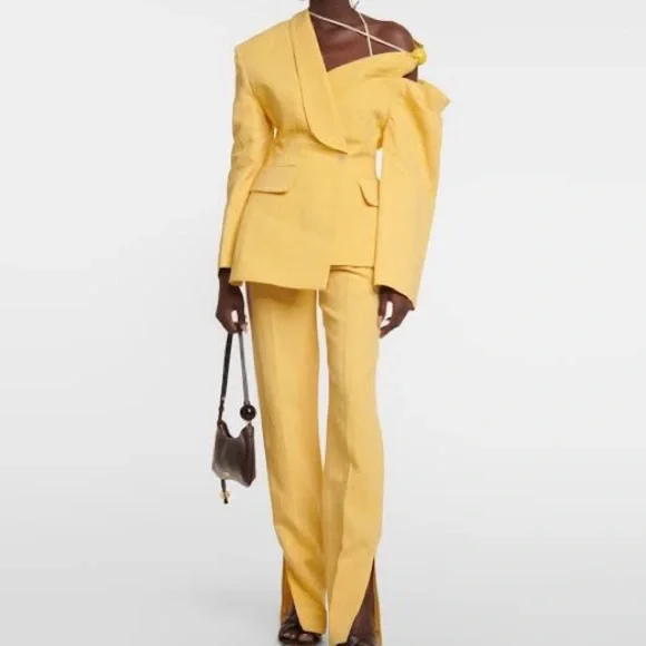 JACQUEMUS
Yellow Le Raphia 'La Veste Baska' Blazer| Read for size| Celebrity Fav - Picture 1 of 5